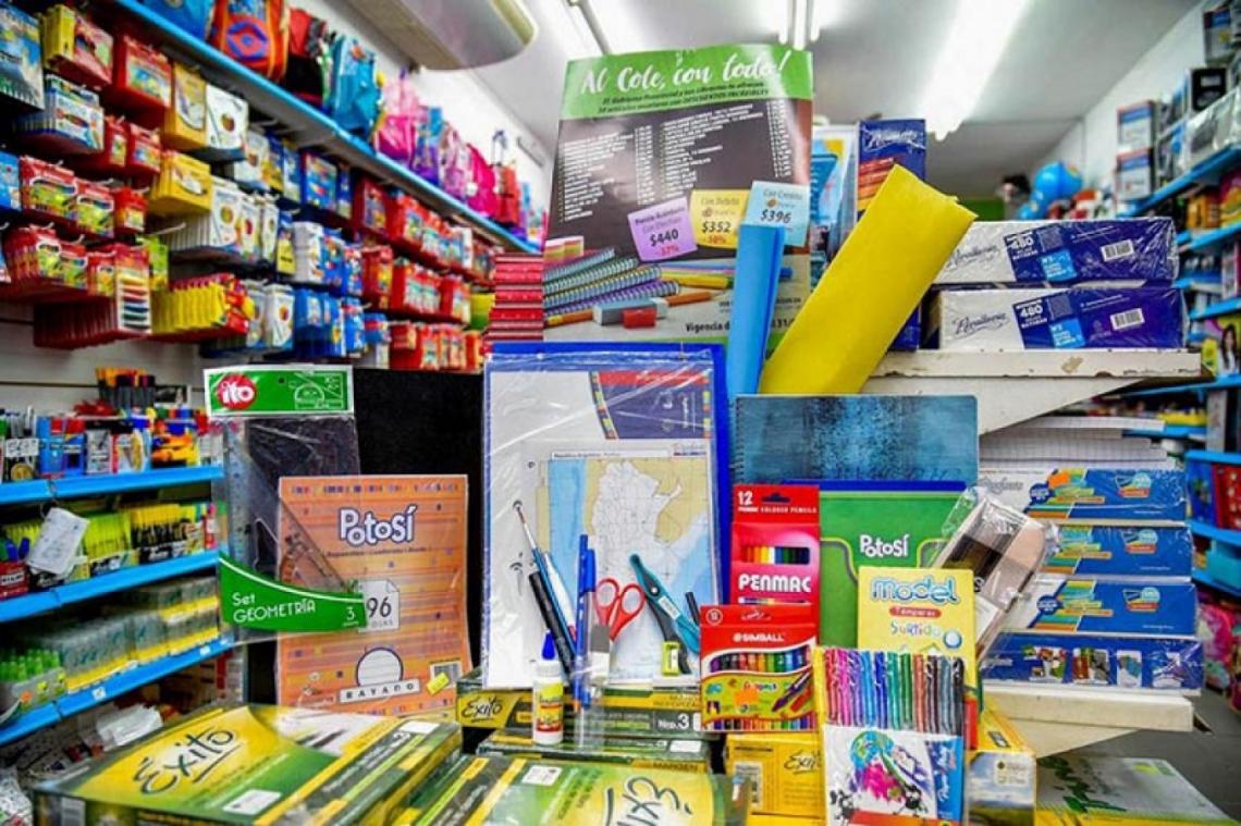 cruzar pedir habilitar Se podrán comprar útiles escolares y productos de librería en doce cuotas  sin interés | Entrelíneas.info