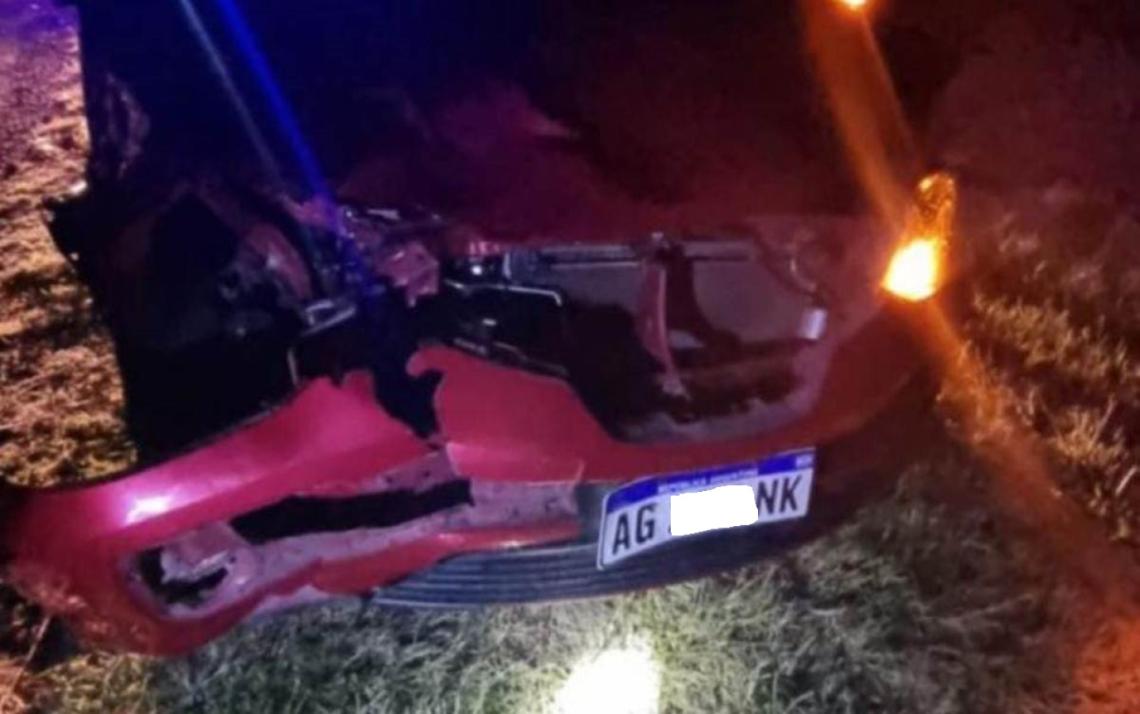 Imagen de Dolores: una niña resultó herida tras chocar dos vehículos contra un vacuno en la Ruta 2