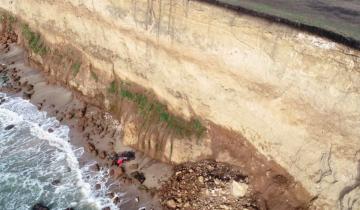 Imagen de Mar del Plata: un hombre murió tras caer con su auto por la barranca de los acantilados