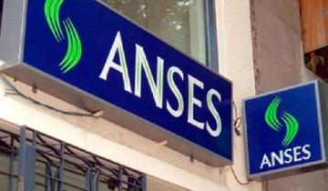 Imagen de Anses: nueva chance para cobrar el bono de 10 mil pesos del Ingreso Familiar de Emergencia