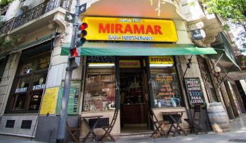 Imagen de Miramar: por qué uno de los mejores bodegones de Buenos Aires lleva ese nombre