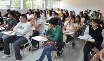 Imagen de La Provincia: Ocho de cada diez estudiantes quieren reformas en la escuela secundaria