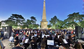 Imagen de Dolores: las Fiestas Navideñas comenzaron con un recital de villancicos de la Orquesta Municipal