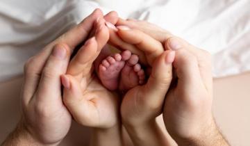 Imagen de Año Nuevo 2026: dónde nació y cómo se llama la primera bebé del país