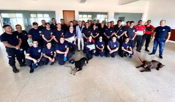 Imagen de Partido de La Costa: el intendente reconoció al personal que colaboró con las tareas de rescate en el Hotel Dubrovnik de Villa Gesell