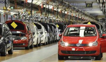 Imagen de La producción de autos en junio cayó casi 40% interanual