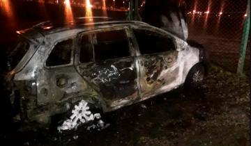 Imagen de Aldosivi perdió con Godoy Cruz e incendiaron los autos de 5 jugadores