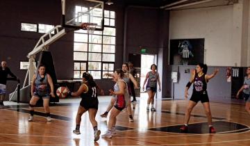 Imagen de Dolores: más de 1.000 deportistas participarán del Torneo de Maxi Básquet que comienza hoy en 5 clubes dolorenses