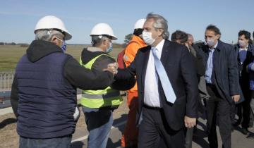 Imagen de Alberto Fernández inaugura obras en Pila y se reúne con farmacéuticos