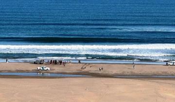 Imagen de Necochea: un policía murió ahogado en el mar y dos personas que intentaron salvarlo terminaron internadas
