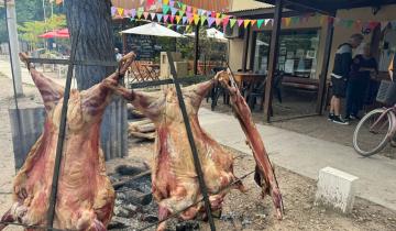 Imagen de En Mar de Cobo se vive la 17ª Fiesta Provincial del Cordero Costero