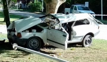 Imagen de Tragedia en General Madariaga: un joven murió y otro está grave tras chocar contra un árbol