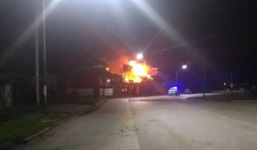 Imagen de Horror en Santa Clara del Mar: una mujer y su hija de 11 años murieron al incendiarse su casa