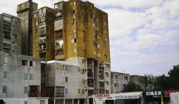 Imagen de Tragedia familiar: una nena de 3 años murió al caer al vacío desde un octavo piso