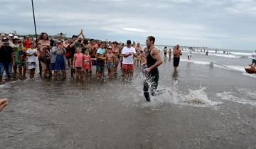 Imagen de Continúa la desesperada búsqueda del nadador que desapareció en Necochea