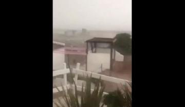 Imagen de En apenas minutos, de la tarde soleada al diluvio con granizo en Miramar