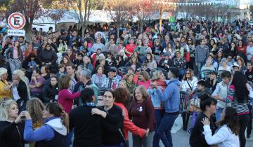 Imagen de Dolores: gran cantidad de público disfruta de la Fiesta de la Torta Argentina