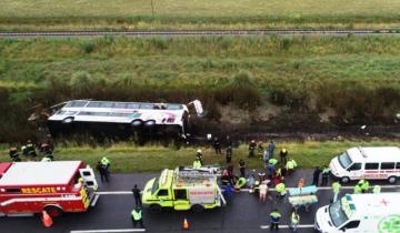 Imagen de Accidente en la Ruta 2: dos niños de 3 y 6 años pelean por su vida