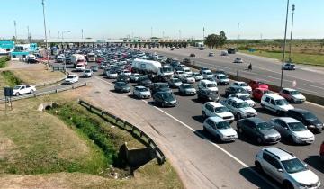 Imagen de Éxodo rumbo a la Costa Atlántica: tránsito intenso en la Ruta 2 y Ruta 11 para recibir el Año Nuevo