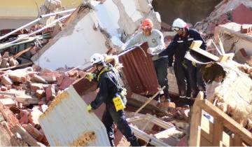 Imagen de Derrumbe en Villa Gesell: cómo sigue el operativo de rescate y qué se sabe de las víctimas