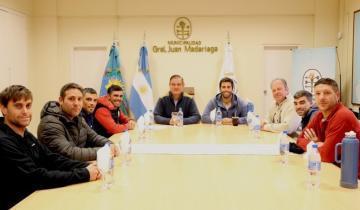 Imagen de La Región: Madariaga y Lavalle impulsan una prueba piloto para proteger el pejerrey y potenciar el turismo en la Salada Grande