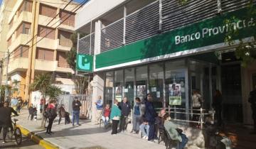 Imagen de Provincia: los bancos cambiarían el horario de atención durante el verano