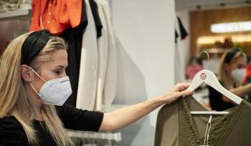 Imagen de La venta de ropa en comercios minoristas creció 22% interanual