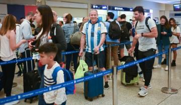 Imagen de Final del Mundial: partió el último vuelo completo de Aerolíneas a Qatar