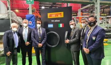 Imagen de Pirelli anunció la creación de empleos vinculados a la producción de neumáticos para motos en su planta de Pilar, la única en el país