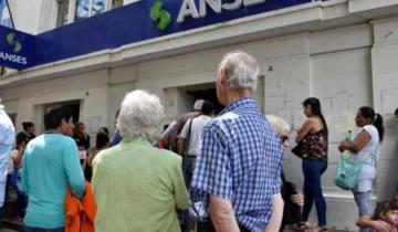 Imagen de ANSES comienza a pagar hoy el bono de $ 6.000 a jubilados y pensionados: cuáles son las fechas de cobro