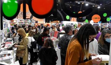 Imagen de Una multitud recorrió la Feria del Libro