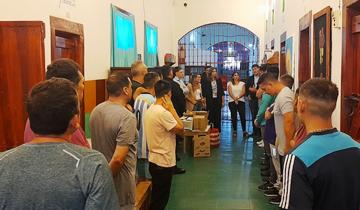 Imagen de “Un puente de libros y esperanza”: lanzan una nueva colecta solidaria para la Unidad Penal Nº 6 de Dolores