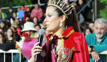 Imagen de Carnaval del Sol en Dolores: Sharon Valladares, de Kuyén, es la nueva Reina 2026
