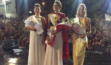 Imagen de Cerraron los carnavales en Castelli con nueva reina