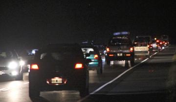 Imagen de Colocan casi 3.500 luces LED en las rutas hacia la Costa Atlántica