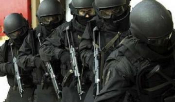 Imagen de Ruta 2: entraron vestidos de policías, redujeron a una familia y escaparon con sus ahorros