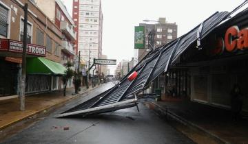 Imagen de Voladura de techos y caída de árboles por un fuerte temporal