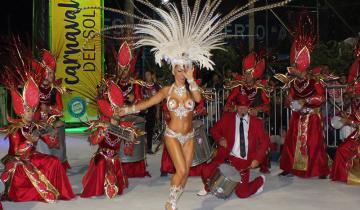 Imagen de Otra noche caliente del Carnaval del Sol de Dolores