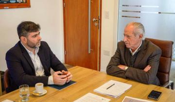 Imagen de Partido de La Costa: ante los reclamos de vecinos, el Municipio logró que EDEA suspenda los cortes de energía hasta septiembre