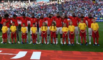 Imagen de Las lágrimas de un presentador panameño al escuchar por 1ª vez su himno en el Mundial