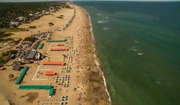 Imagen de Una ordenanza declara a las playas de Pinamar "libres de humo"