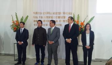 Imagen de Con presencia de funcionarios nacionales y provinciales se inauguró el edificio de la Escuela Juan Vucetich