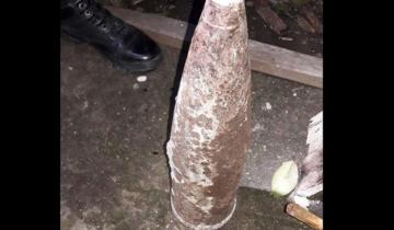 Imagen de Misterioso hallazgo: un chico encontró un proyectil antiguo en Villa Gesell