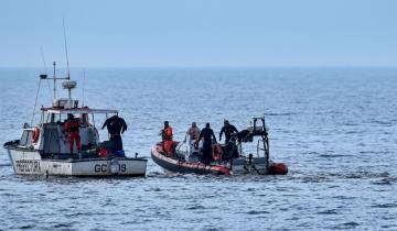 Imagen de Santa Teresita: continúa la búsqueda de los kayakistas desparecidos, pero el mar complica el operativo