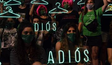 Imagen de En una votación histórica, el senado aprobó la ley de legalización del aborto