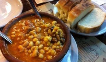 Imagen de Te contamos la historia del locro patrio, la tradicional comida del 25 de Mayo