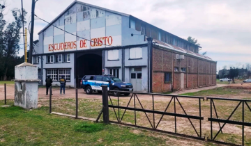 Imagen de Miramar: imputan por de trata de personas y ejercicio ilegal de la medicina una pastora evangelista, a su pareja y a su hija