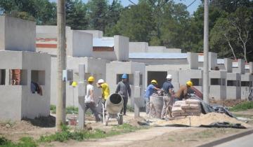 Imagen de Castelli: avanzan las obras de los planes de viviendas de la Provincia en el distrito