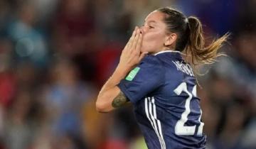 Imagen de Mundial femenino: histórica remontada de Argentina ante Escocia con un gol de la marplatense Menéndez