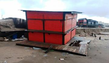 Imagen de Villa Gesell también sufrió importantes destrozos por la sudestada y la crecida del mar